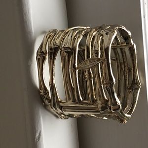 Kendra Scott bracelet